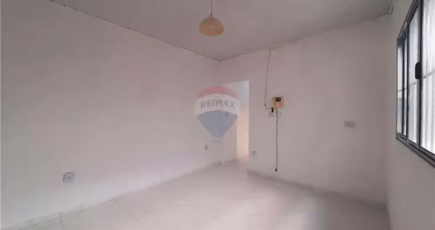 Casa com 2 quartos para alugar na Rua Barbalha, 411, Alto da Lapa, São Paulo
