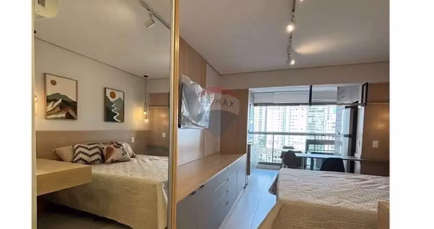 Condomínio no brooklin, todo mobiliado, com portaria 24h, academia, piscina e salão de festas