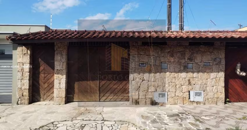 Casa para Locação em Caraguatatuba, Loteamento Recreio Juqueriquerê, 2 dormitórios, 1 suíte, 3 banheiros, 2 vagas