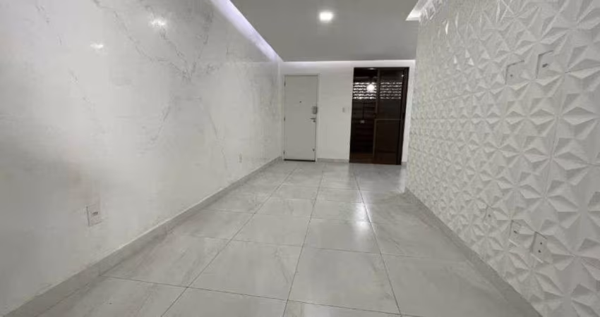 Excelente apto térreo no Bessa para vender com 120m²