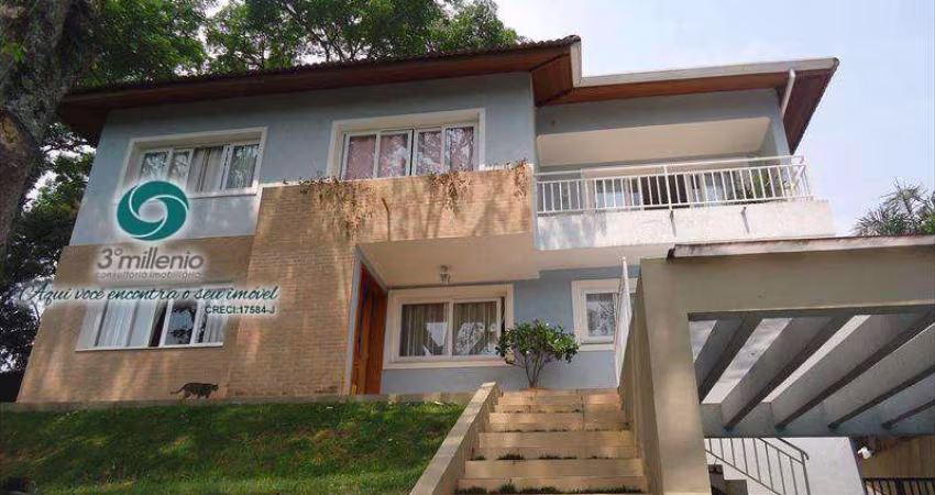 Linda casa na venda/locação na Granja Viana 4 dorms(1suíte)