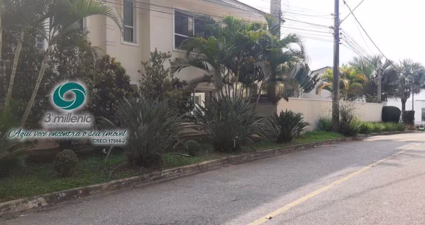 Casa para venda/locação  São Paulo 2 -Granja Viana -3 suítes!