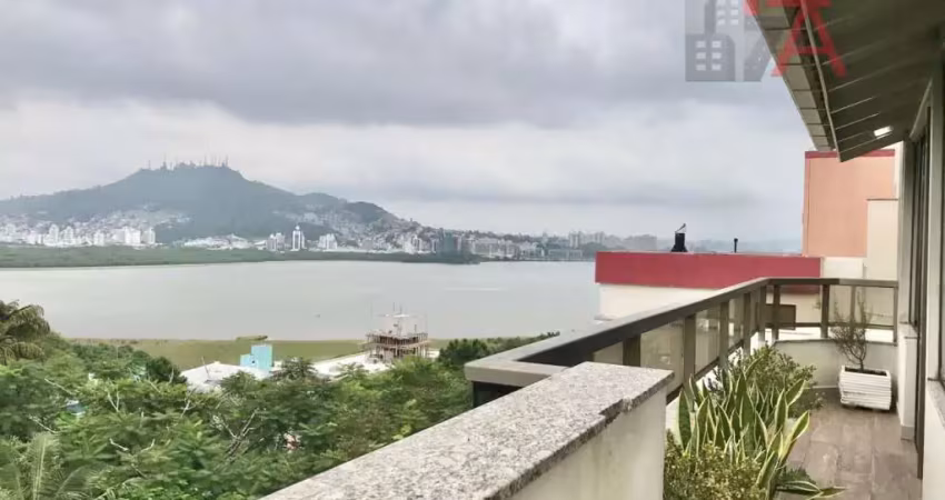 Apartamento à venda no bairro João Paulo - Florianópolis/SC