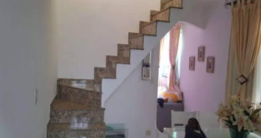 Casa à venda na Vila Marieta com 210m² 2 dormitórios 3 banheiros 2 vagas