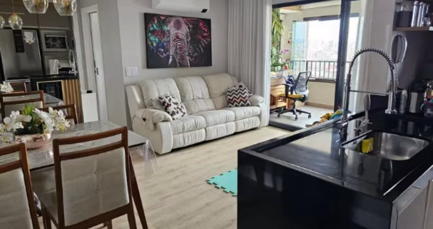 Apartamento no Condomínio Piscine Station Resort II no Brás com 72m² 2 dormitórios 2 banheiros 1 vaga