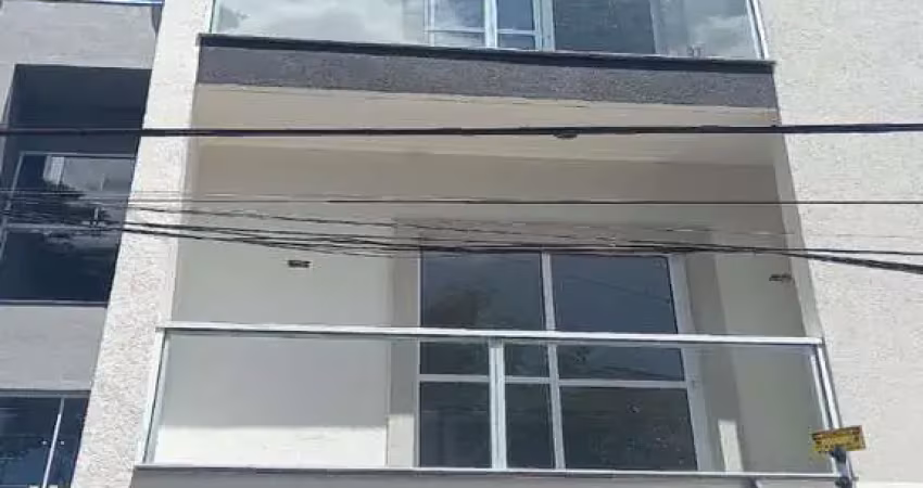 Apartamento à venda com 43m², 2 quartos e sem vaga, perto do metro