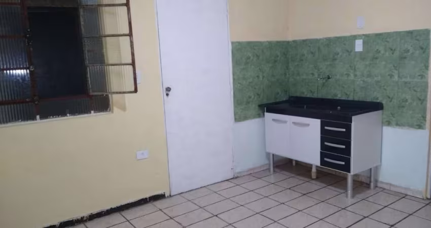 Sobrado a venda  375m² sendo 10 dormitórios, 08 banheiros e 1 vaga em Jabaquara