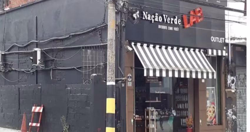 Box Espaçoso à Venda em Santana, SP