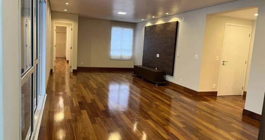 Apartamento para locação na Vila Andrade com 3 suites e 168 metros