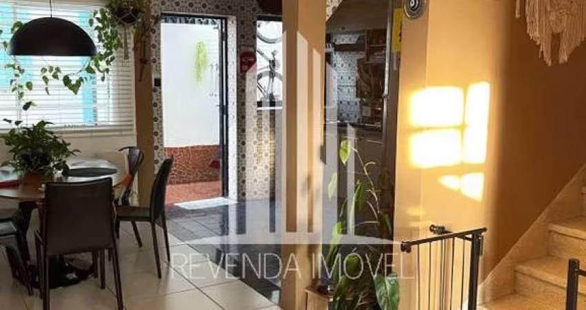 Imperdível Casa à Venda em São Paulo-SP, Planalto Paulista! 3 Quartos, 1 Suíte, 2 Salas, 3 Banheiros, 1 Vaga, 120m².