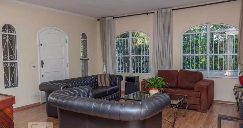 Casa à Venda - Planalto Paulista, 3 Quartos,  247 m2