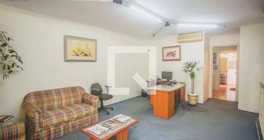 Casa à Venda - Planalto Paulista, 3 Quartos,  180 m2