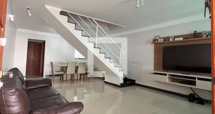 Casa à Venda - Vila Santa Clara, 3 Quartos,  139 m2