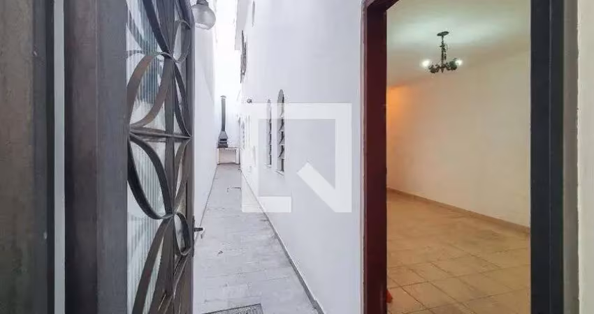 Casa à Venda - Ipiranga, 3 Quartos,  160 m2