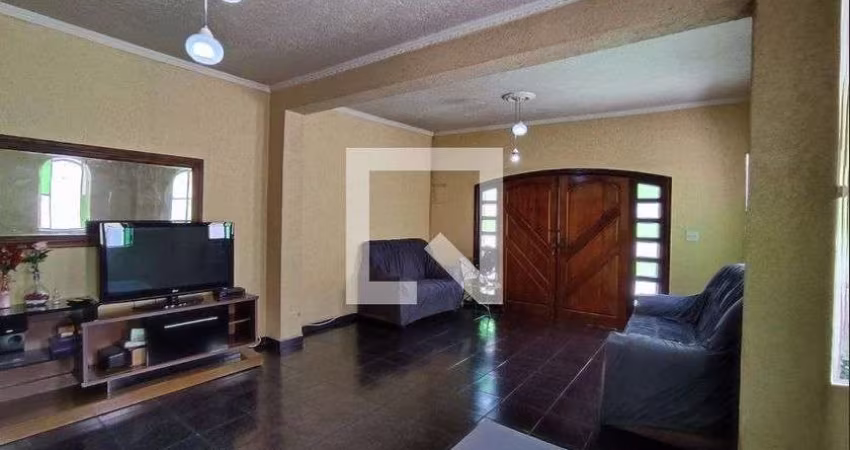 Casa à Venda - Vila Ré, 3 Quartos,  250 m2