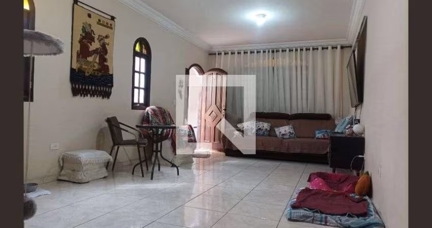 Casa à Venda - Jardim Teresa, 3 Quartos,  125 m2