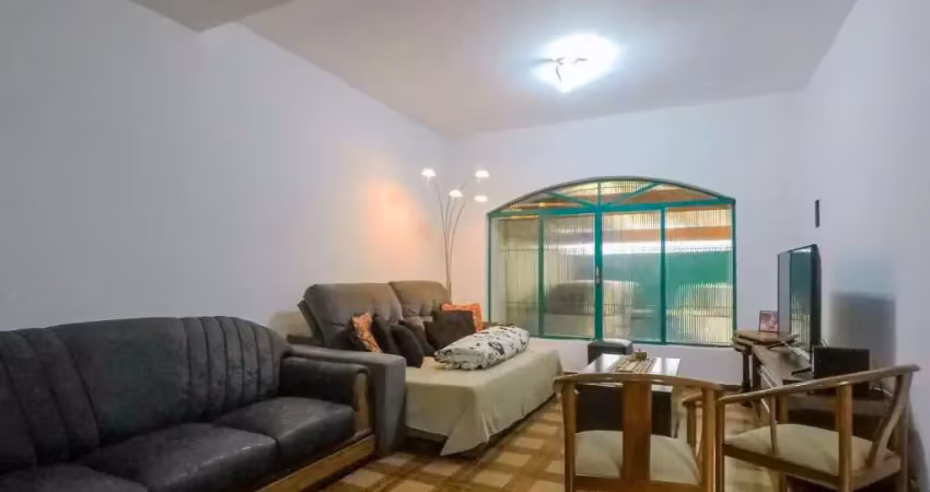 Casa à Venda - Bosque da Saúde, 3 Quartos,  209 m2