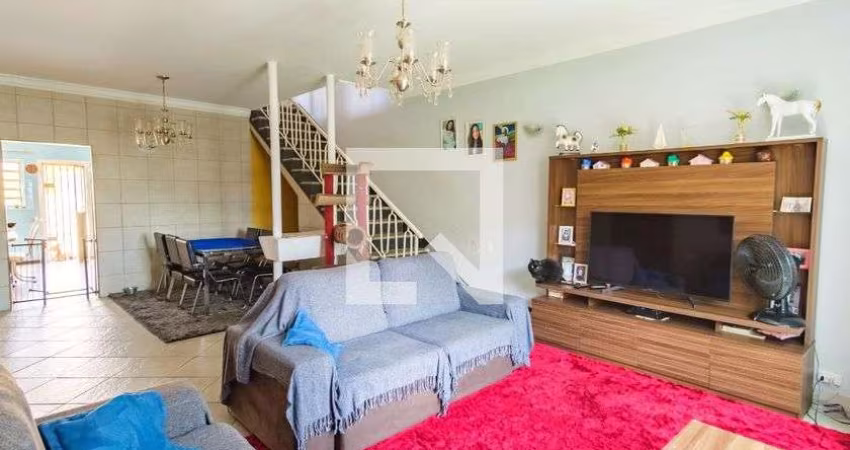 Casa à Venda - Vila Carrão, 3 Quartos,  240 m2