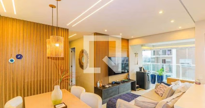 Apartamento à Venda - Chácara Santo Antonio, 2 Quartos,  65 m2