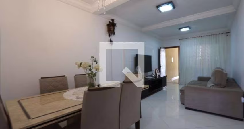 Casa à Venda - Parque São Lucas, 3 Quartos,  336 m2