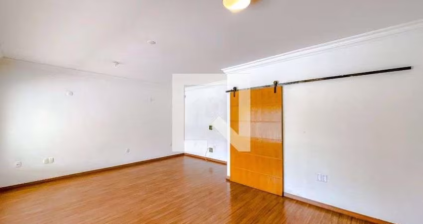 Casa à Venda - Jardim Anália Franco, 3 Quartos,  130 m2