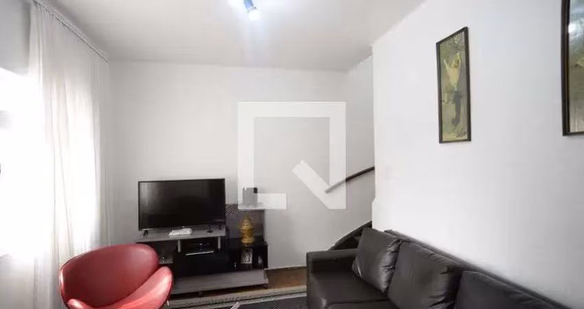 Casa com 2 quartos à venda na Rua Rodrigues Batista, --, Cambuci, São Paulo