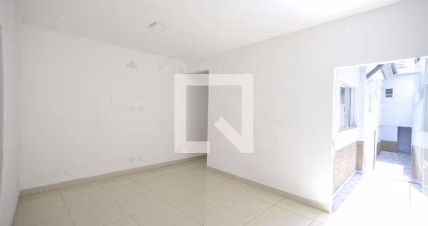 Casa à Venda - Cambuci, 6 Quartos,  130 m2