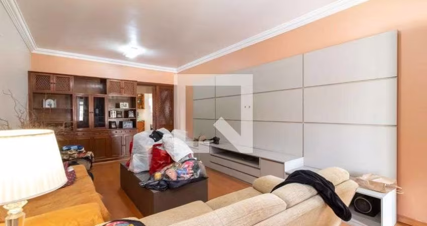 Casa à Venda - Água Fria, 3 Quartos,  150 m2