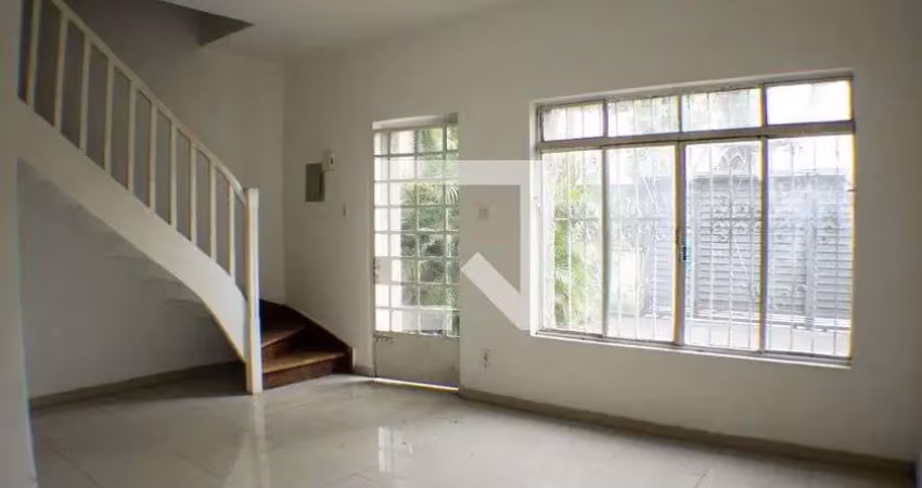 Casa à Venda - Saúde, 2 Quartos,  150 m2