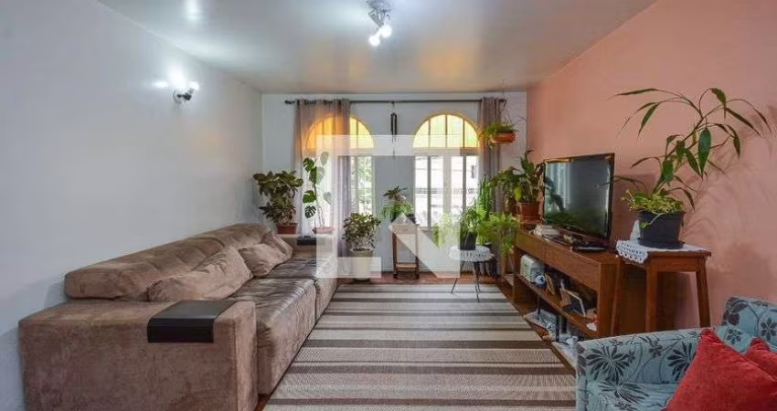 Casa à Venda - Jardim Marajoara , 3 Quartos,  140 m2