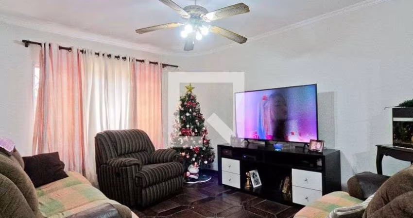 Casa à Venda - Santana, 3 Quartos,  230 m2