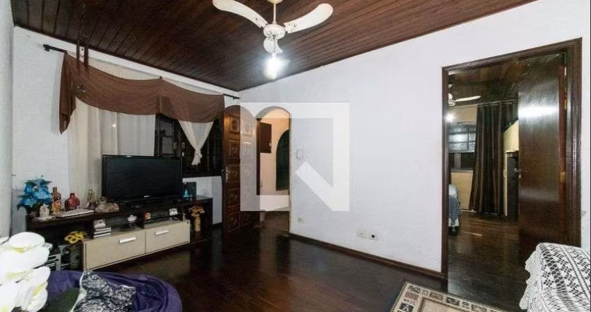 Casa à Venda - Bosque da Saúde, 3 Quartos,  195 m2