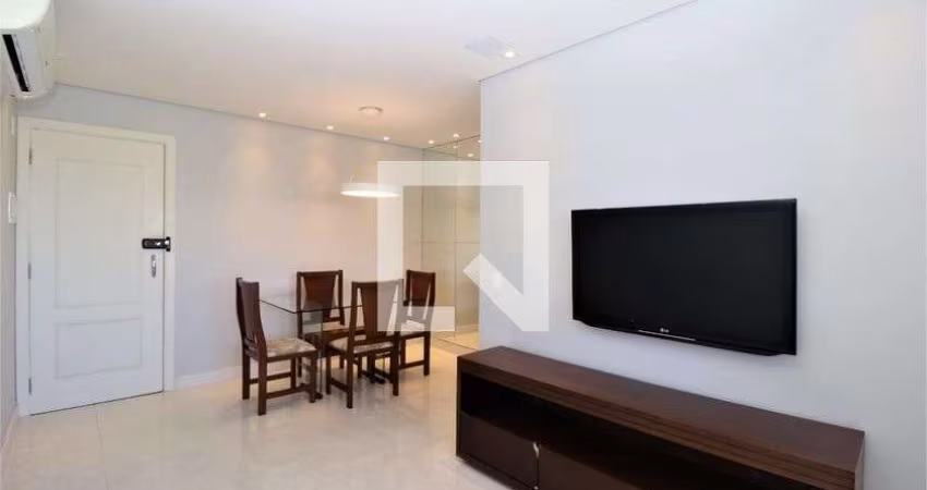 Apartamento à Venda - Água Fria, 3 Quartos,  72 m2