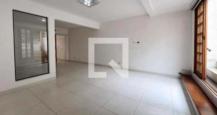 Casa à Venda - Moema, 3 Quartos,  230 m2
