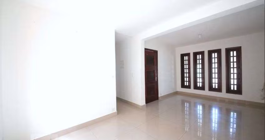 Casa à Venda - Jardim Marajoara , 3 Quartos,  100 m2