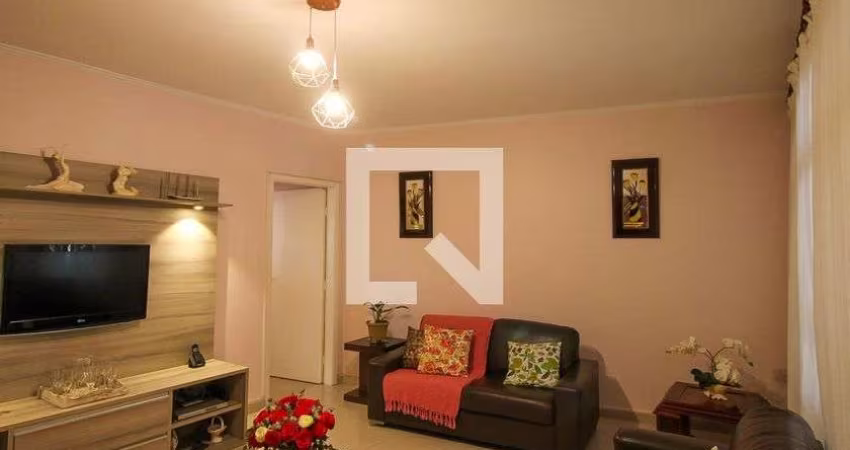 Casa à Venda - Vila Santa Clara, 3 Quartos,  99 m2