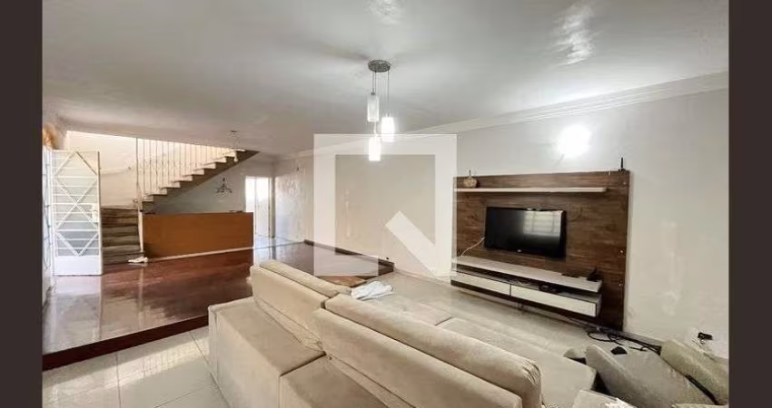 Casa à Venda - Vila Campestre, 4 Quartos,  288 m2