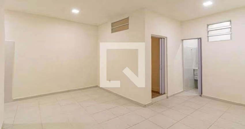 Casa à Venda - Butantã, 1 Quarto,  230 m2