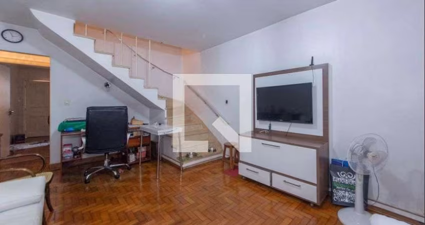Casa à Venda - Bosque da Saúde, 2 Quartos,  132 m2