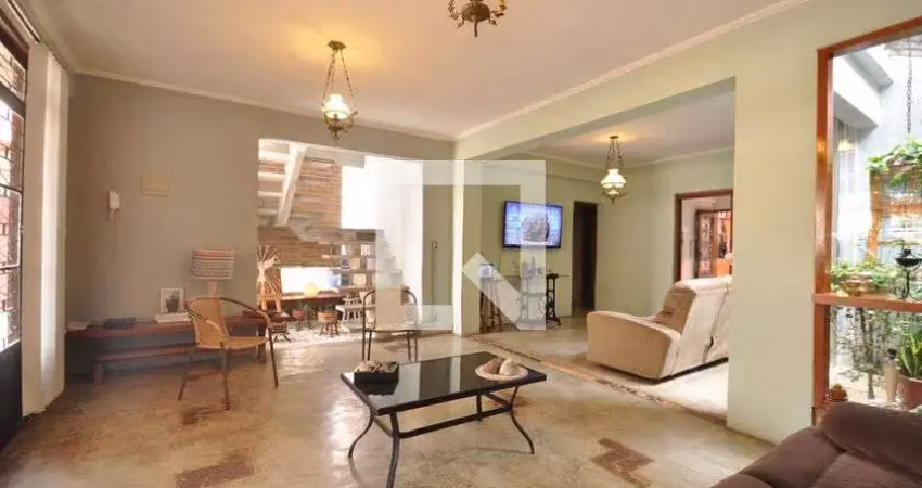 Casa com 5 quartos à venda na Rua Luiz Antônio de Oliveira Alves, --, Vila Mazzei, São Paulo