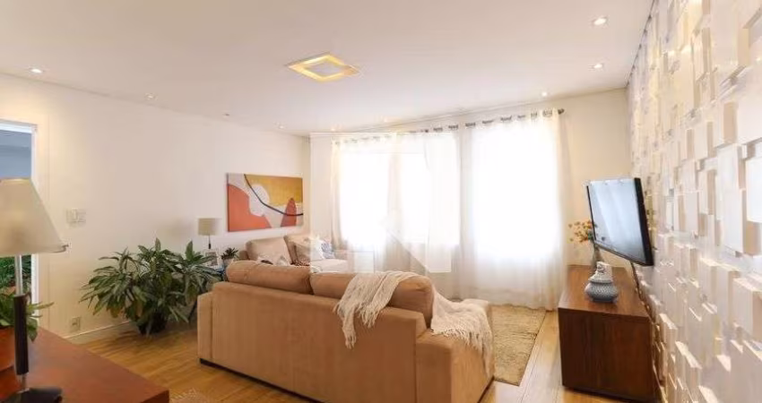 Casa à Venda - Vila Gustavo, 3 Quartos,  136 m2