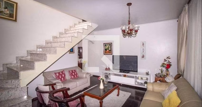 Casa à Venda - Jardim Teresa, 3 Quartos,  299 m2