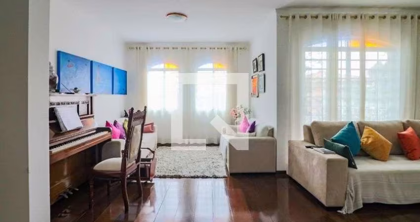 Casa à Venda - Jardim Éster Yolanda, 5 Quartos,  190 m2