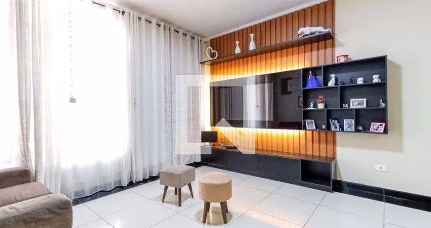 Casa à Venda - Jardim Peri, 3 Quartos,  300 m2