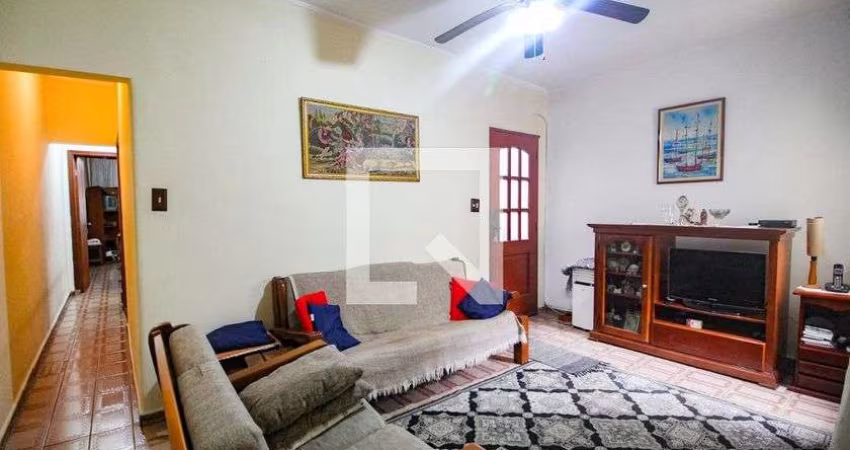 Casa à Venda - Água Fria, 2 Quartos,  125 m2