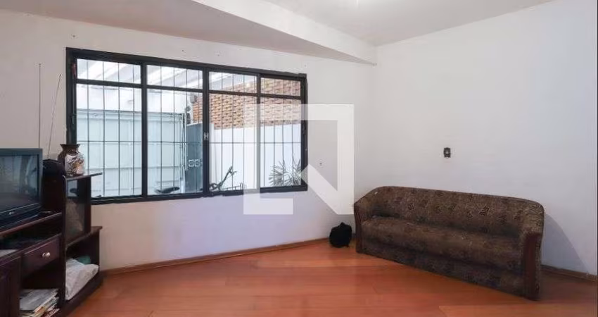 Casa à Venda - Água Fria, 3 Quartos,  250 m2