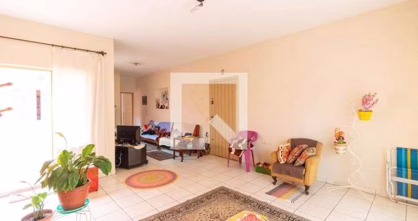Casa à Venda - Jardim Jussara, 3 Quartos,  372 m2