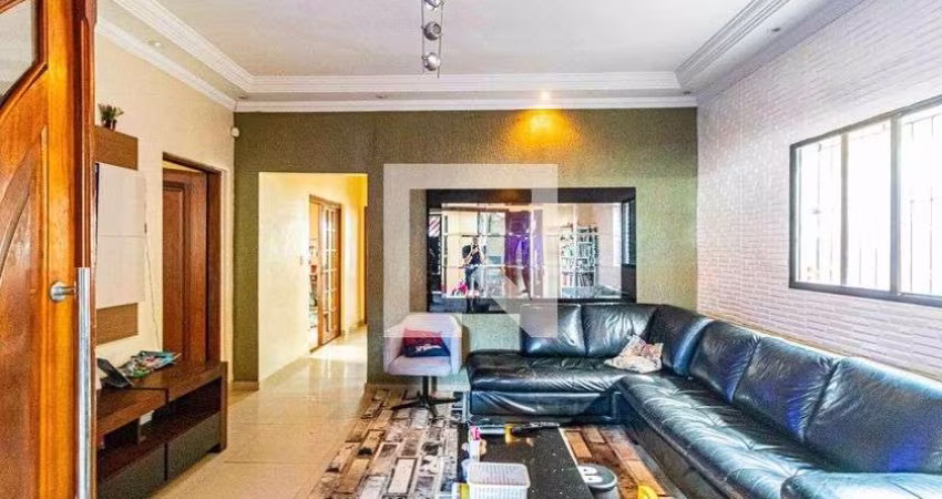 Casa à Venda - Jardim Éster Yolanda, 3 Quartos,  297 m2