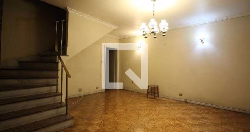Casa à Venda - Água Fria, 3 Quartos,  100 m2