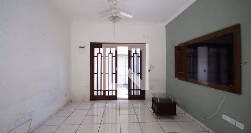 Casa à Venda - Vila Santa Clara, 2 Quartos,  200 m2